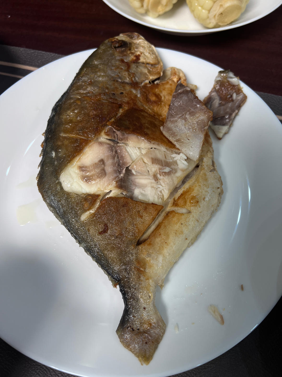 极简极美味——盐煎金鲳鱼
