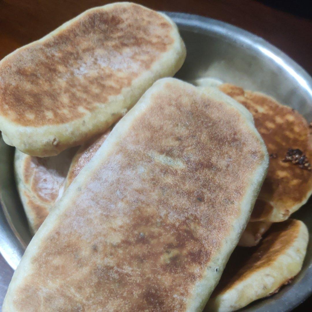 椒盐发面饼 Sesame Pancake