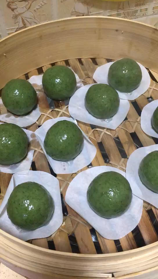 咸蛋黄肉松青团（艾糍）