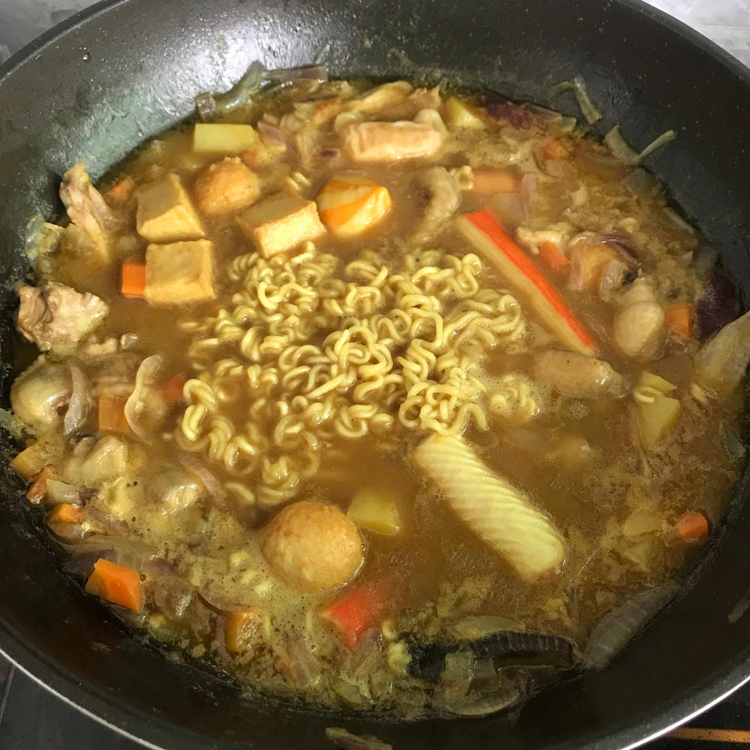牛肉咖喱面
