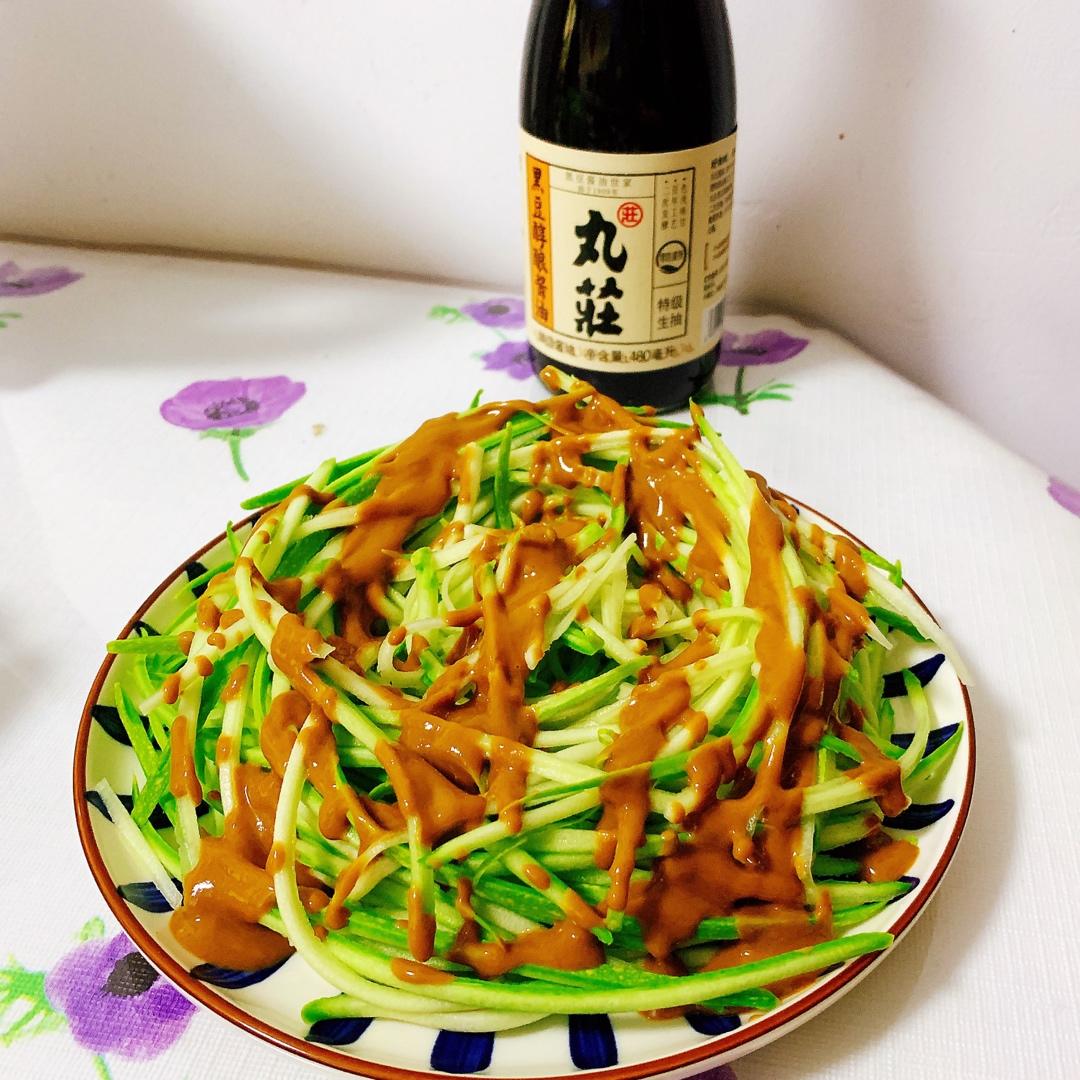 生拌西葫芦丝