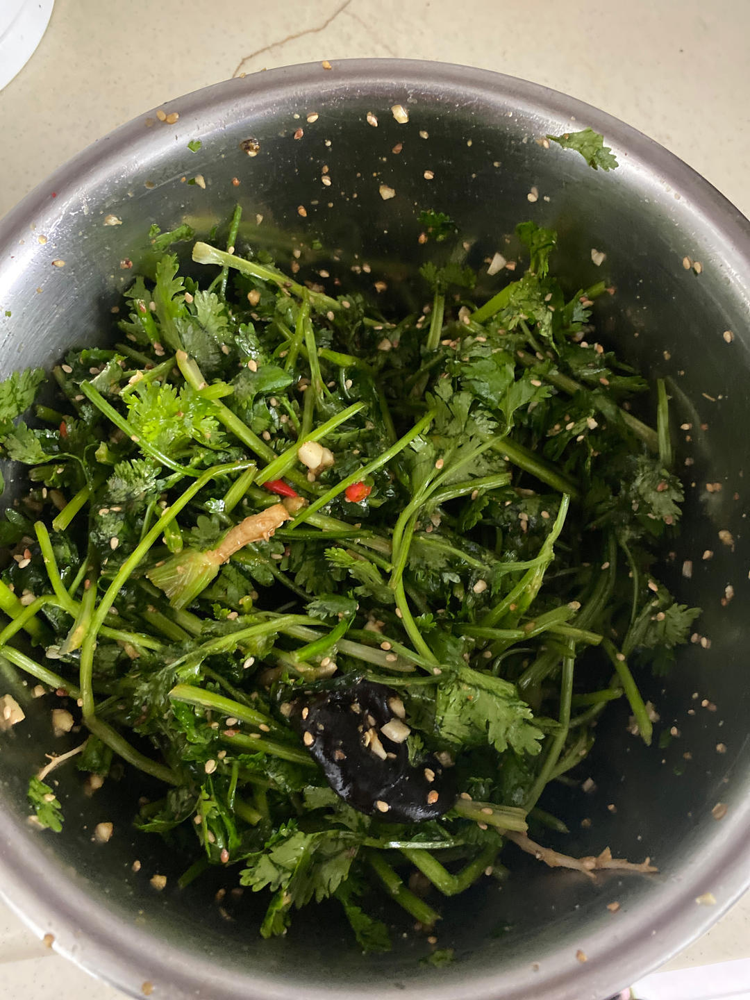 凉拌香菜