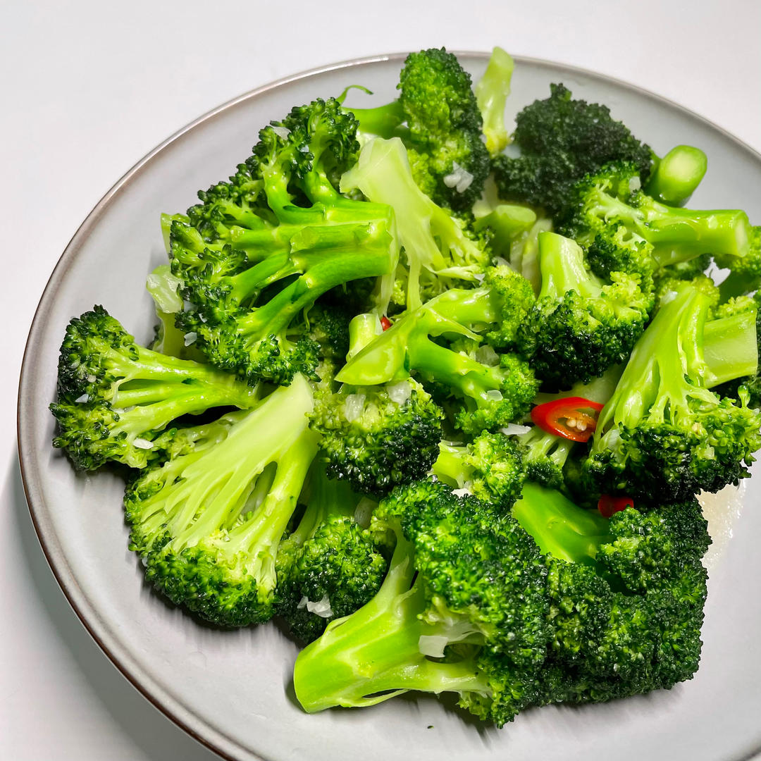 清清淡淡的家常小炒——蒜蓉西兰花