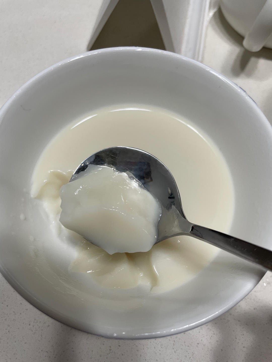 干了这碗清新脱俗的杏仁豆腐（露露版）