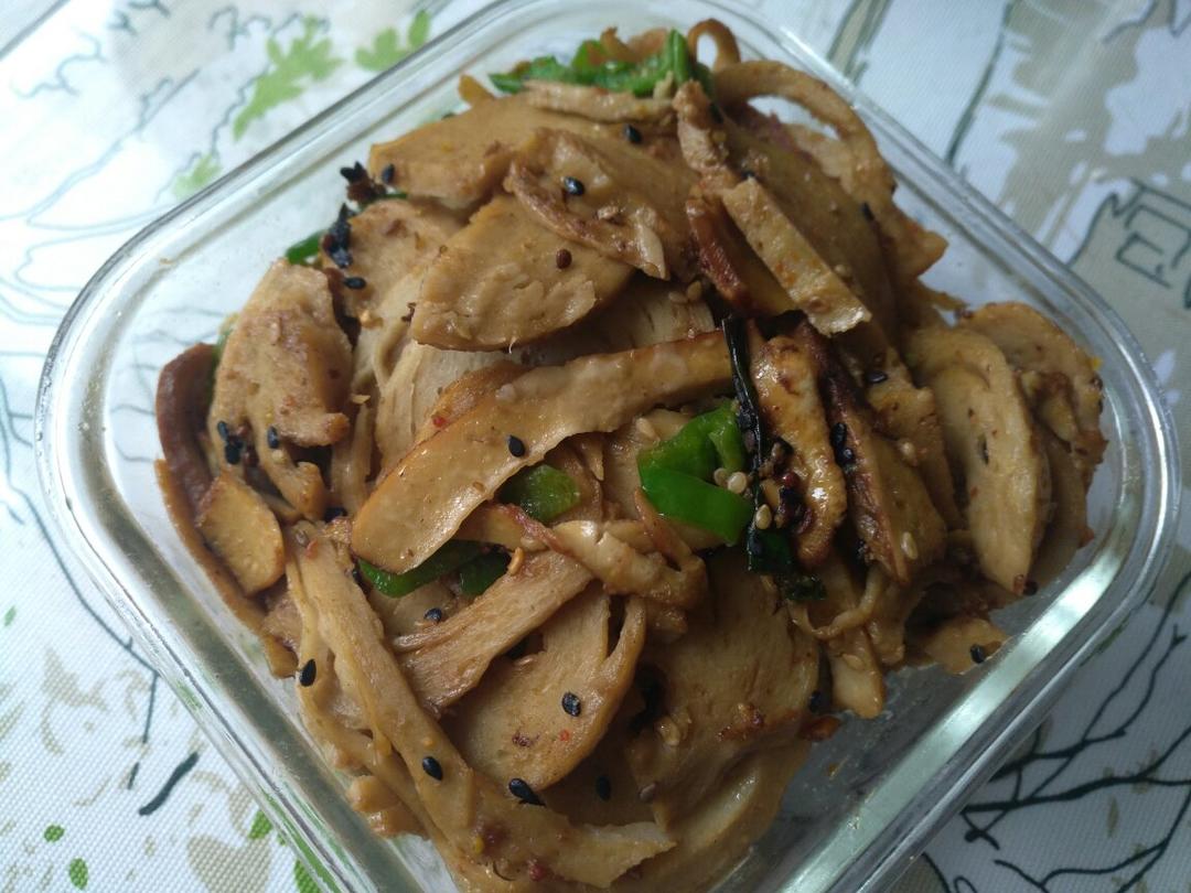 手把手教做孜然炒面筋（百吃不厌）动图图解