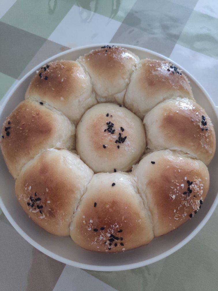 超软的牛奶小餐包
