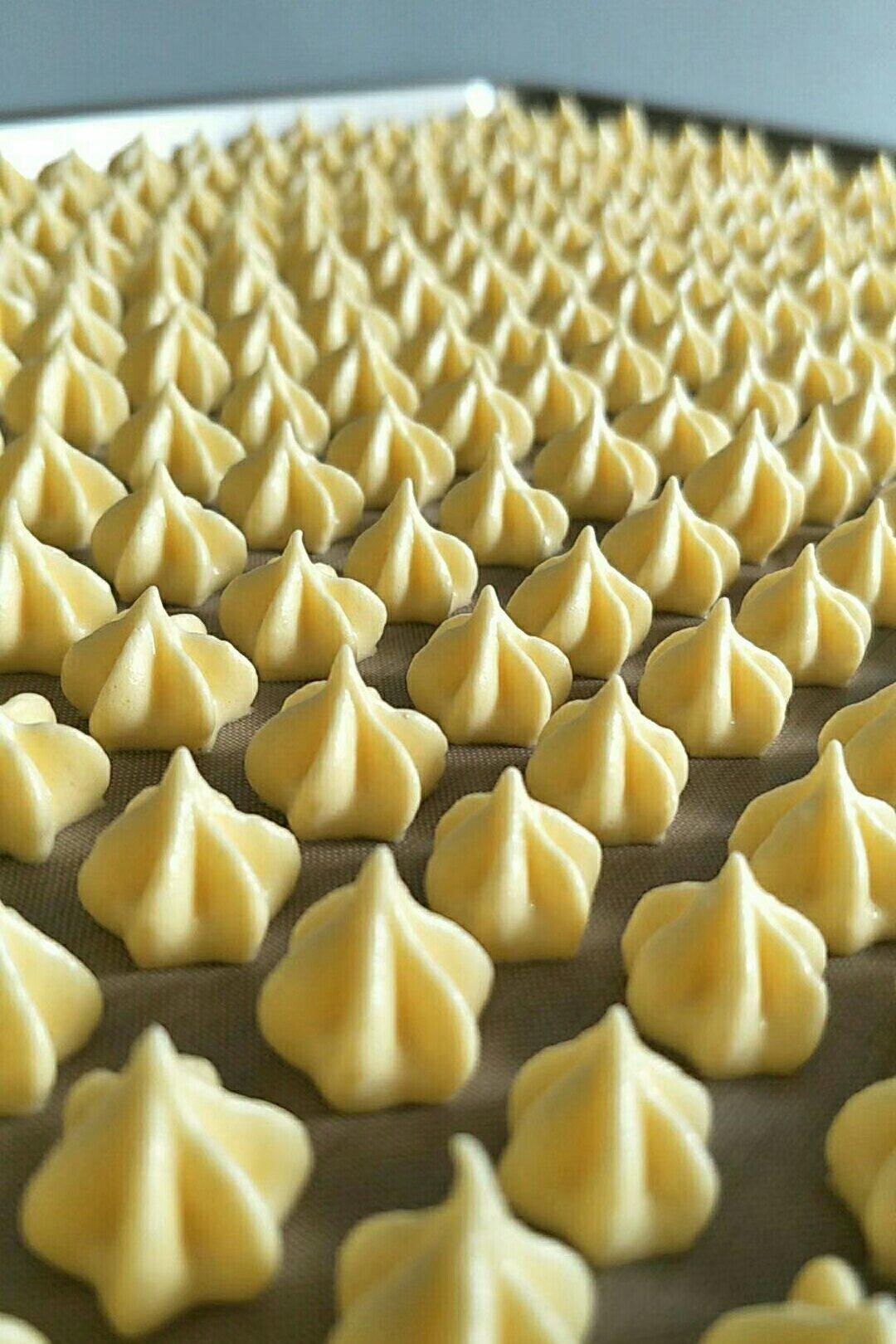 迷人的樱花溶豆