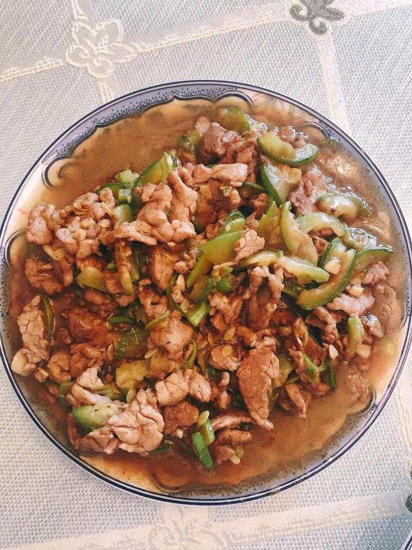 西葫芦炒肉
