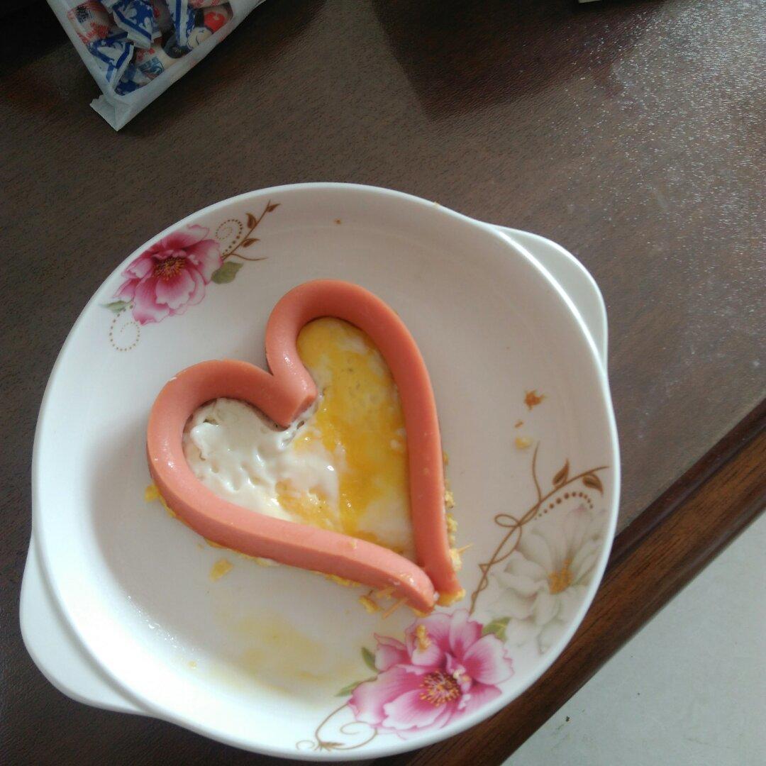 爱心香肠煎蛋