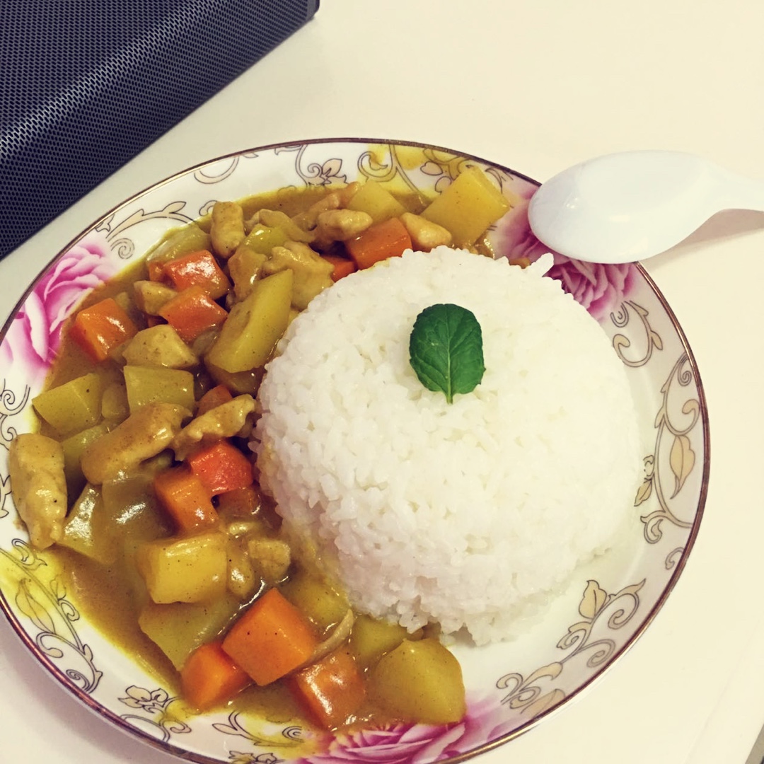 咖喱鸡饭