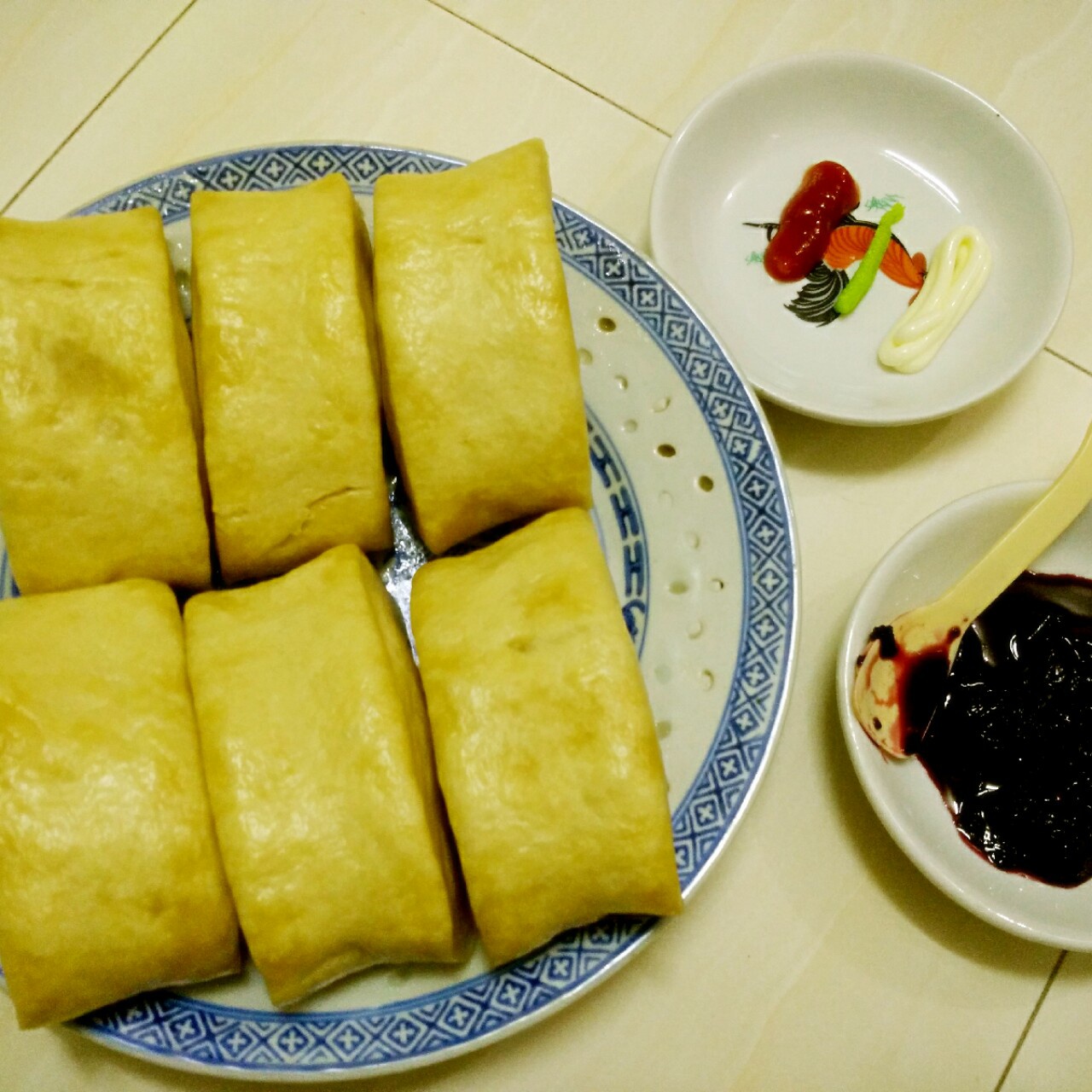 牛奶刀切馒头