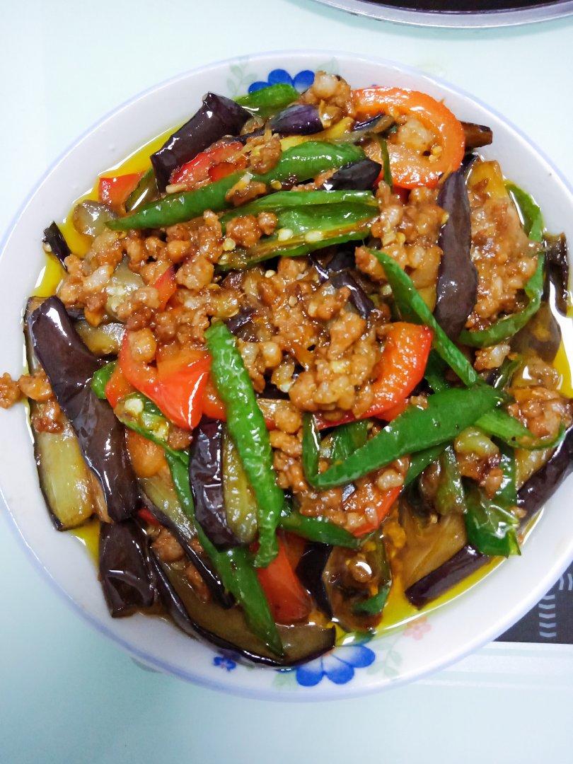 娄美美做的堂妈小厨红烧茄子