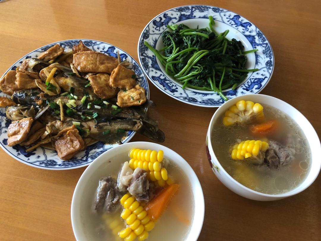 厨房里的三餐四季