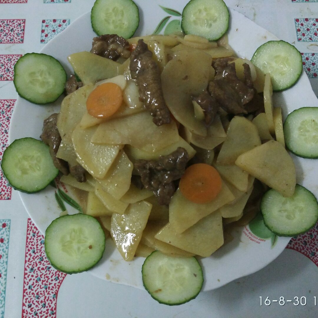 土豆炒牛肉