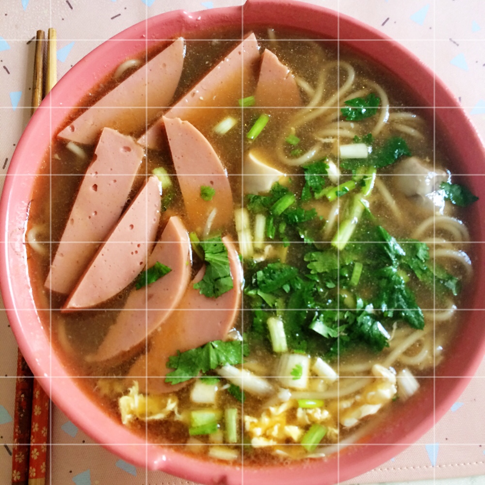 火腿鸡蛋面