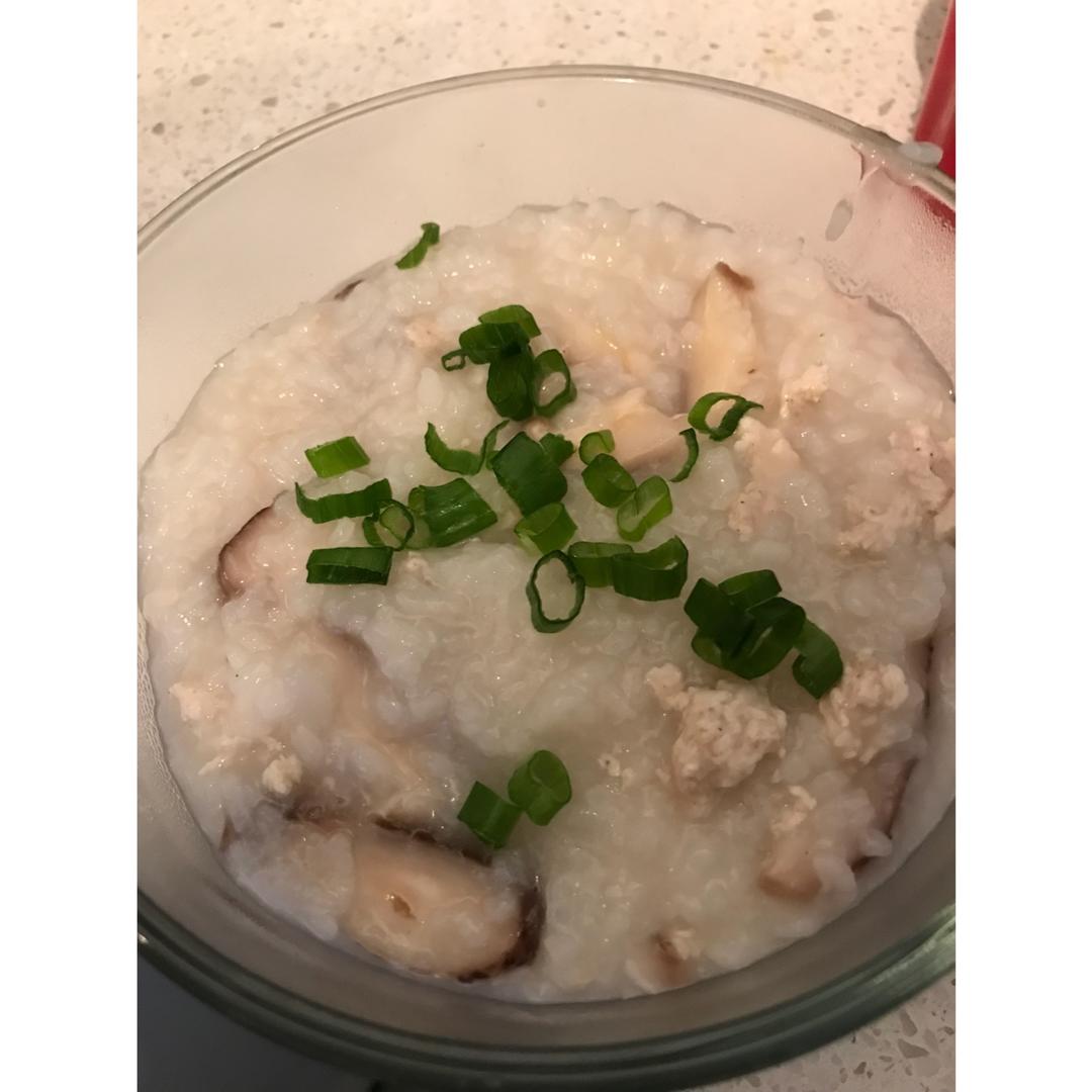 香菇鸡肉粥