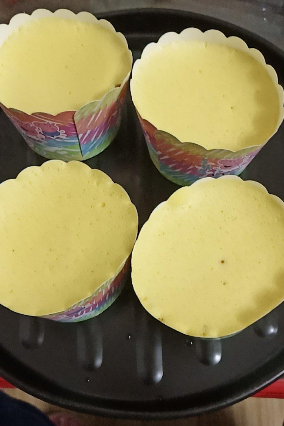 微波炉烤纸杯蛋糕