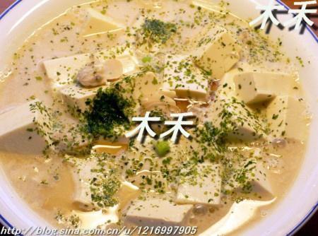 豆乳炖蛤蜊豆腐的做法