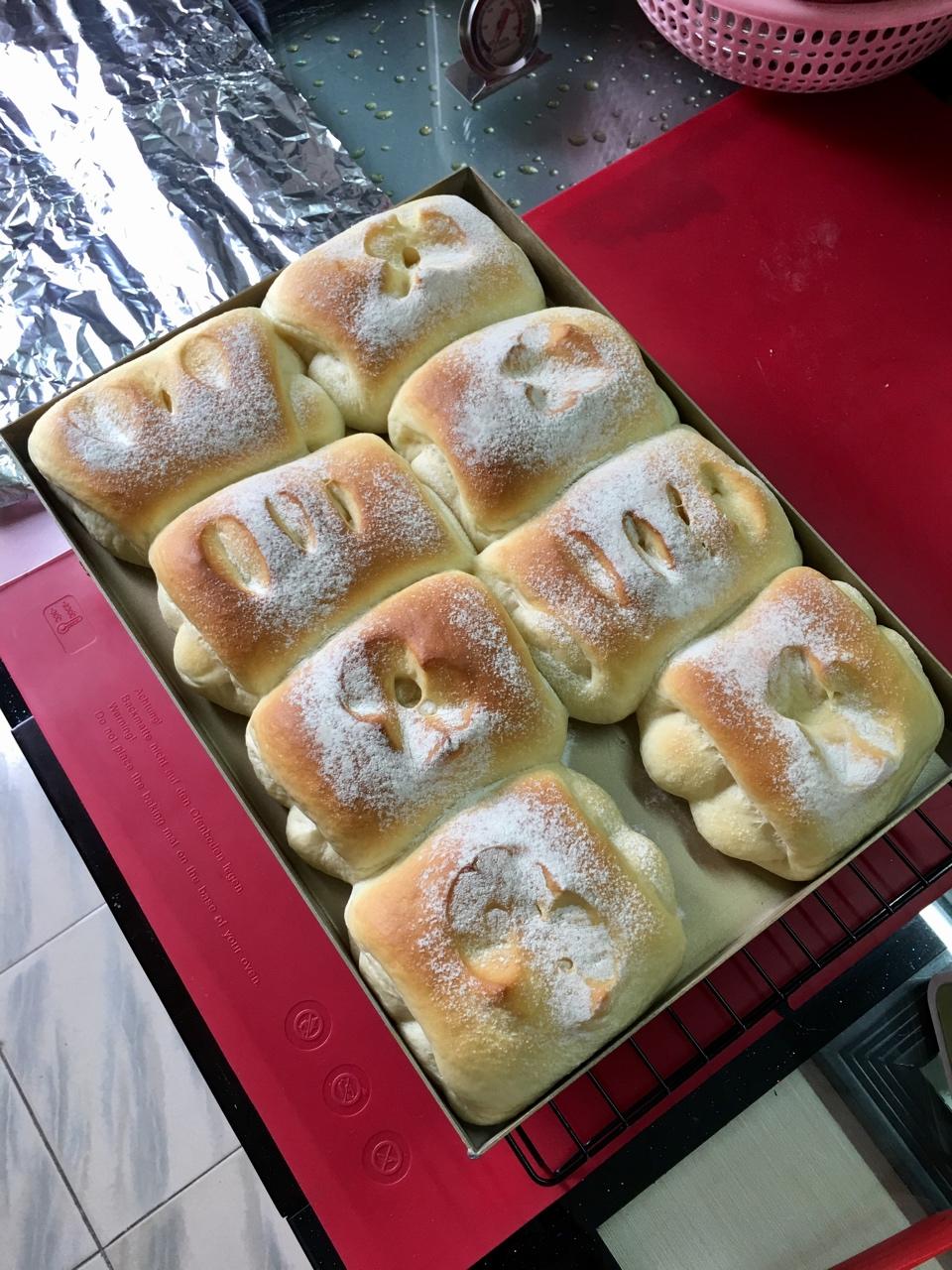 软到不知所措的牛奶卷