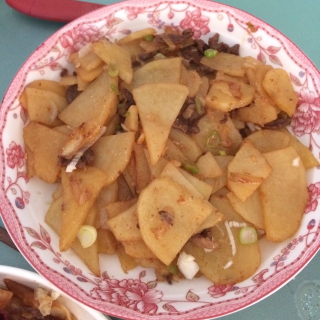 土豆片炒肉