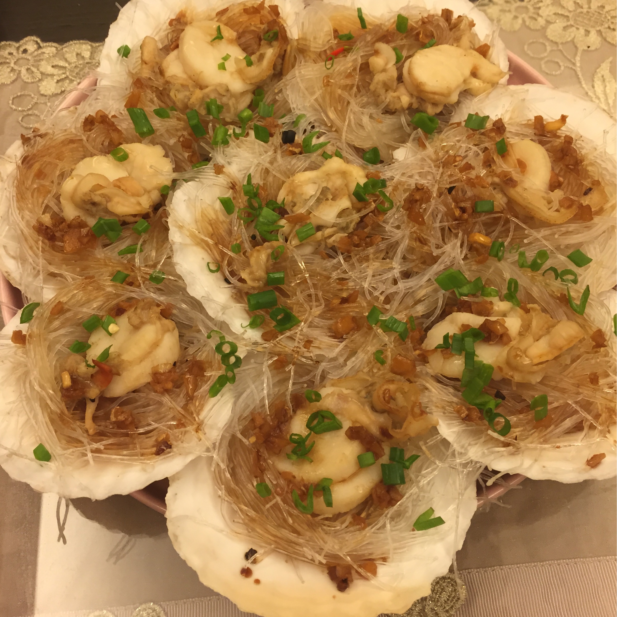 蒜蓉粉丝蒸扇贝