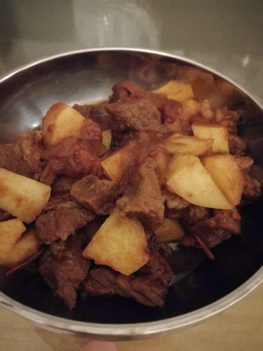 红烧牛肉土豆 （独家秘制）