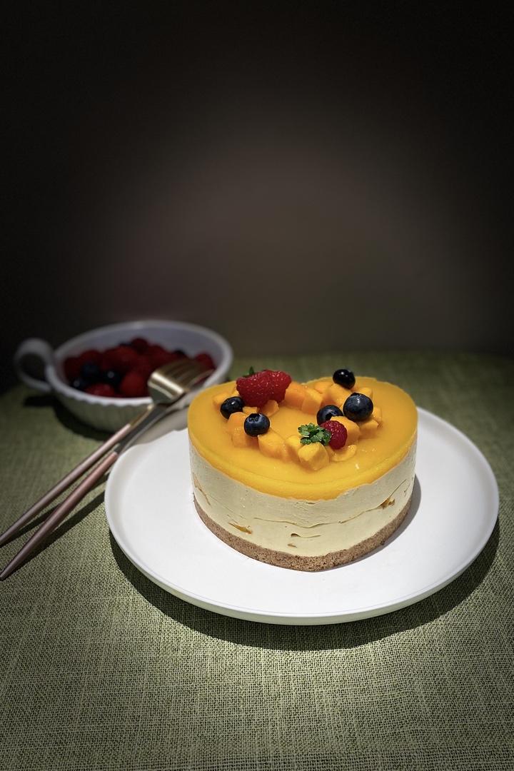 6寸芒果慕斯蛋糕