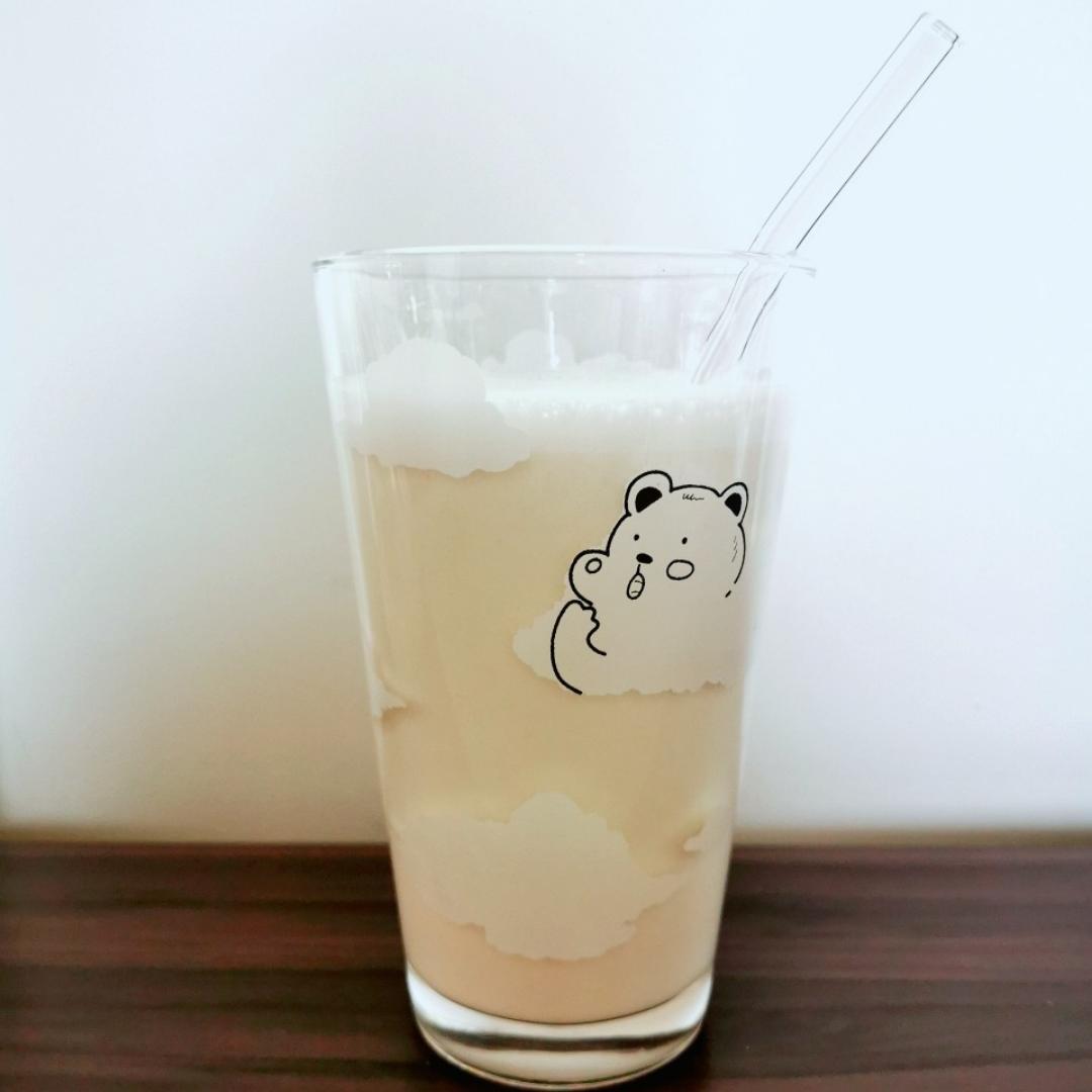 接住这杯好喝到让你狂狼的花生牛奶