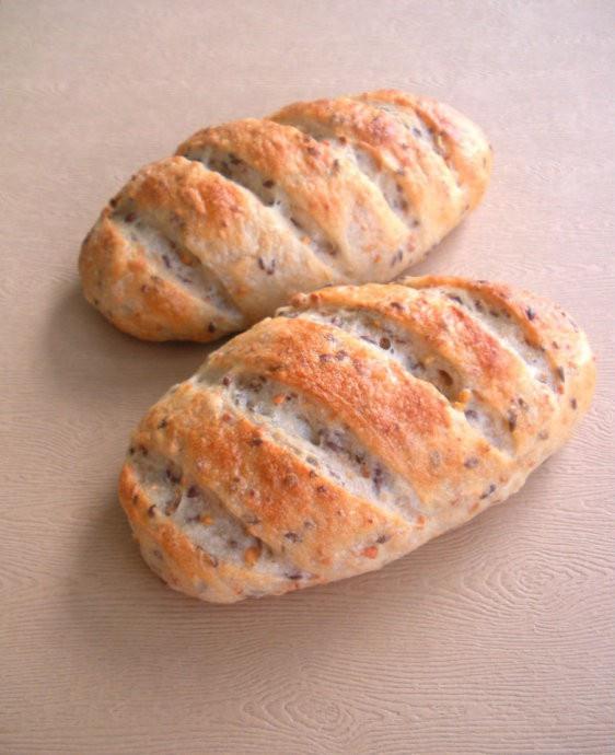 黑麦杂粮欧式面包的做法