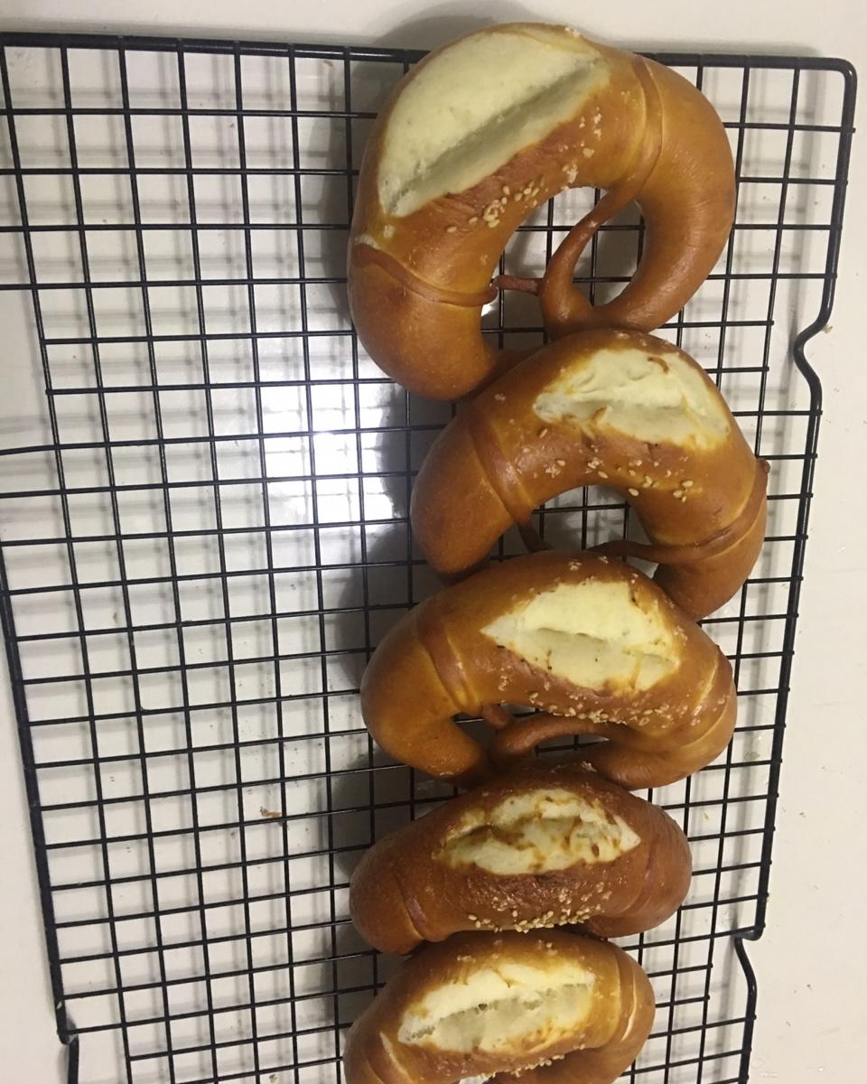 德国碱水面包/普雷节/中国结/绣球/红豆碱水棒/五股辫/六股辫/碱水球