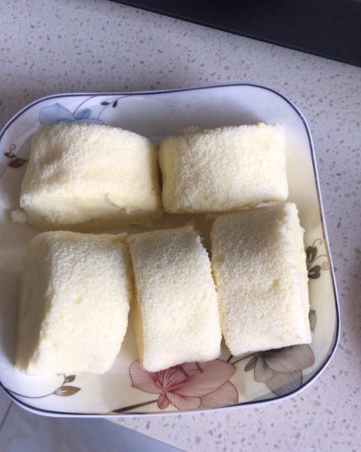 戚风蛋糕卷