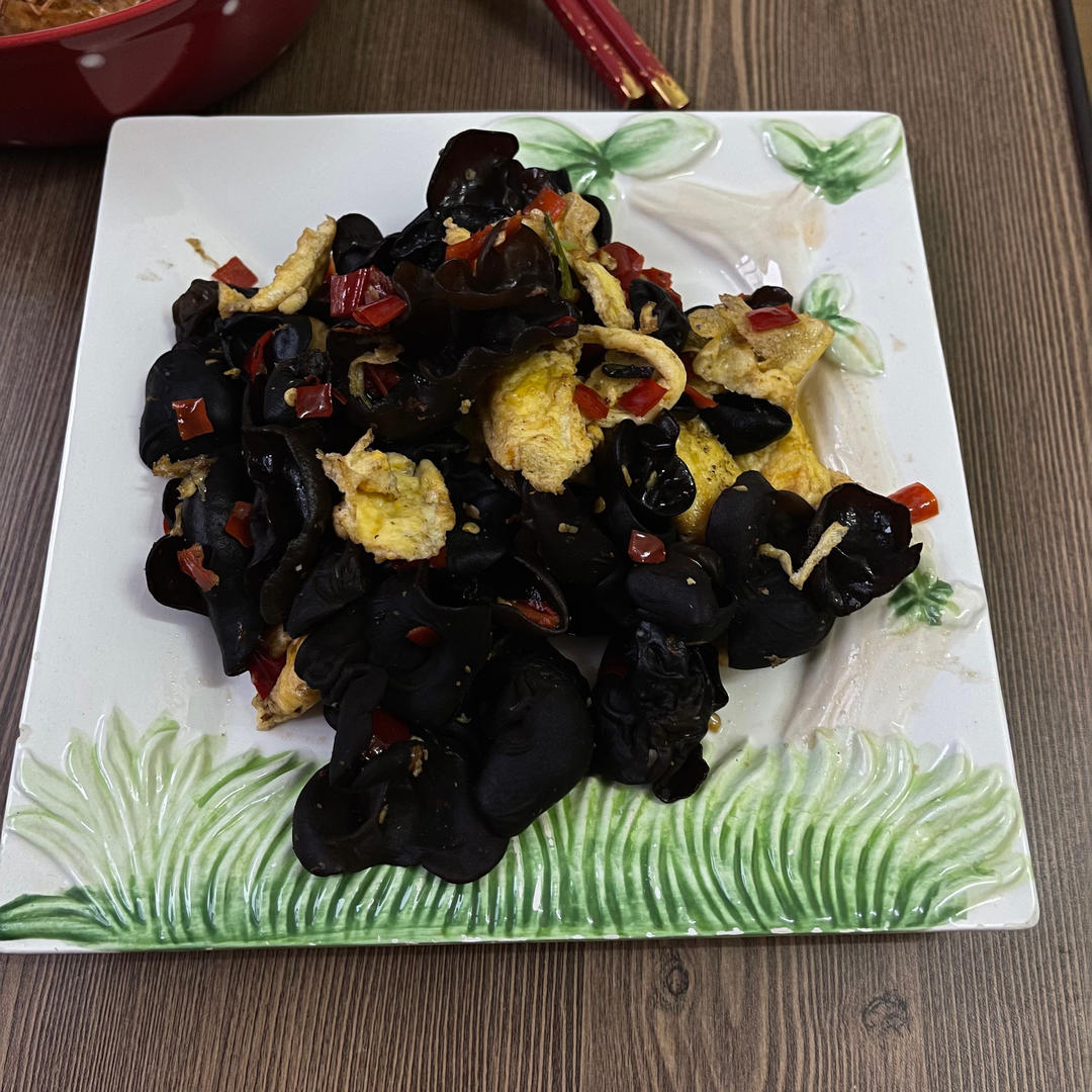 剁椒木耳鸡蛋