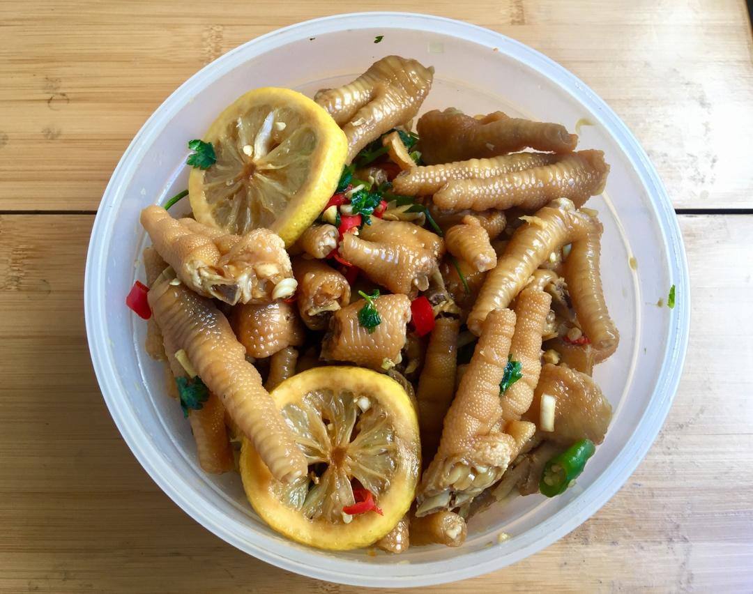 停不下来的秘制凉拌鸡爪