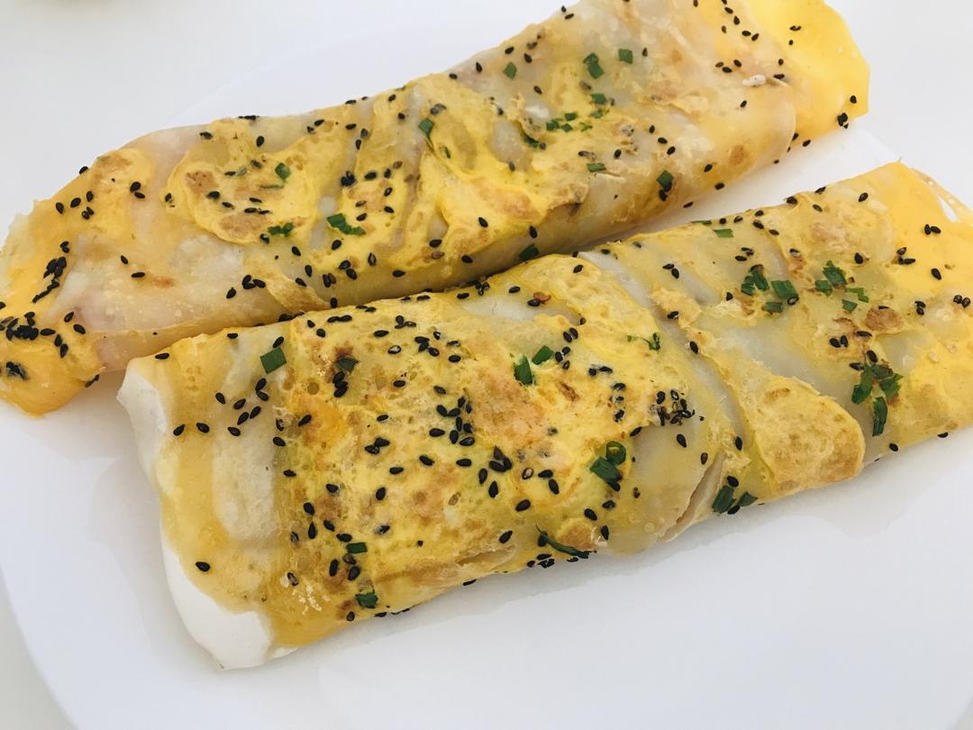 家庭版煎饼果子---快手健康早餐，利用家里现有材料