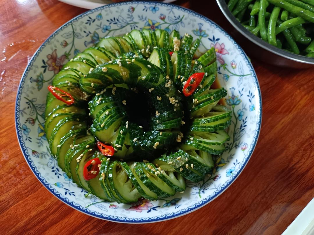 清脆爽口又下饭的蓑衣黄瓜 刀法窍门大揭秘——凉拌菜之王