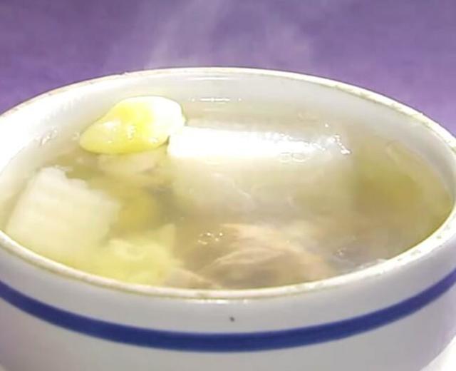 家味之猪骨鸡脚粉葛眉豆薏米汤的做法