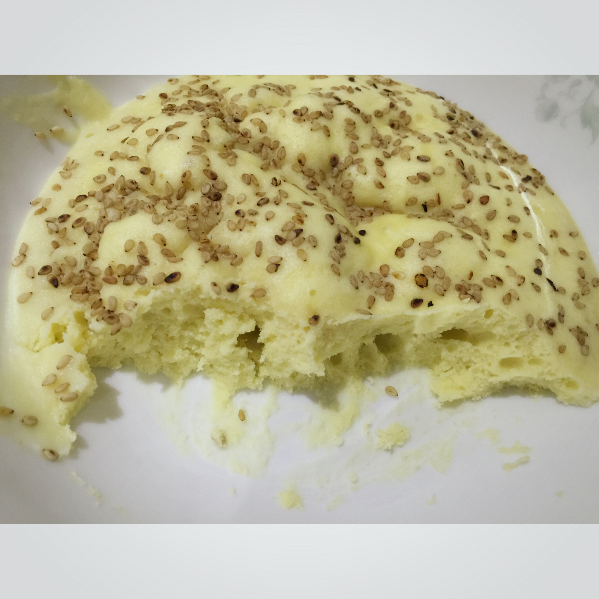 超级简单蒸黑芝麻蛋糕