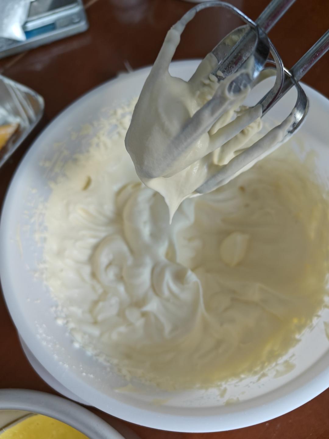 奶粉、黄油自制淡奶油