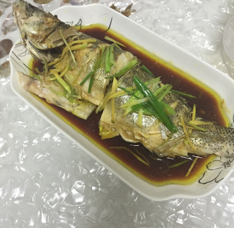 清蒸鲈鱼