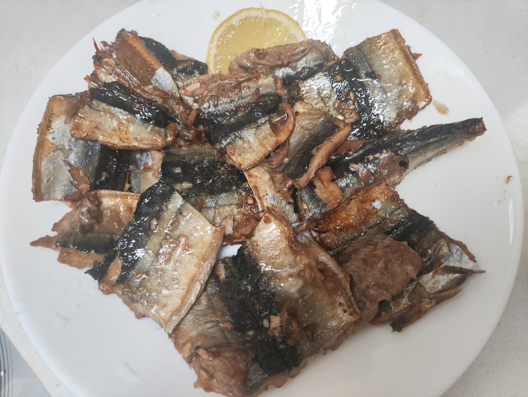 绝佳下酒送饭菜【香煎秋刀鱼】