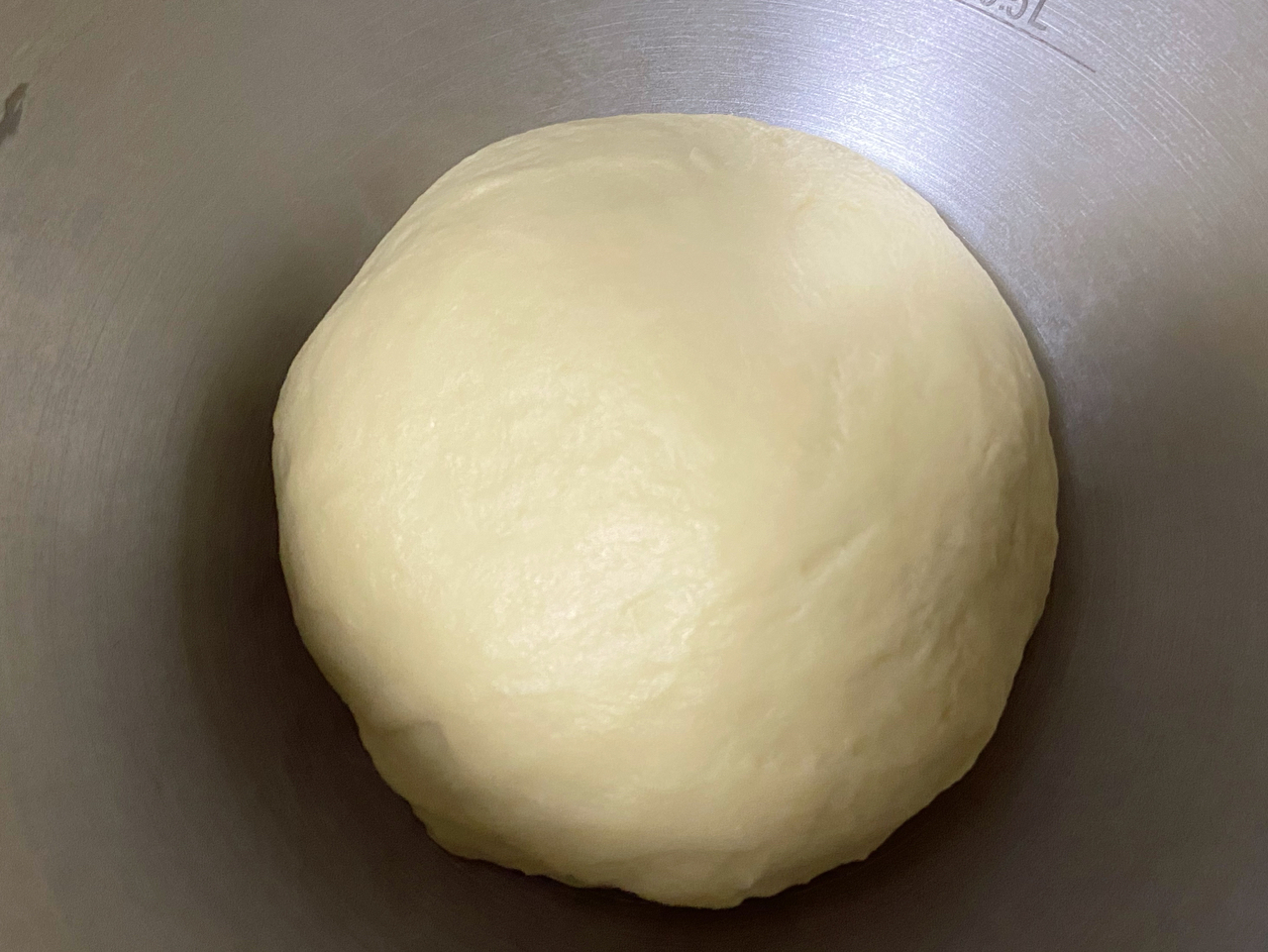 最最简单的🥖杉木奶香面包｜完胜经典杉木面包的做法 步骤2