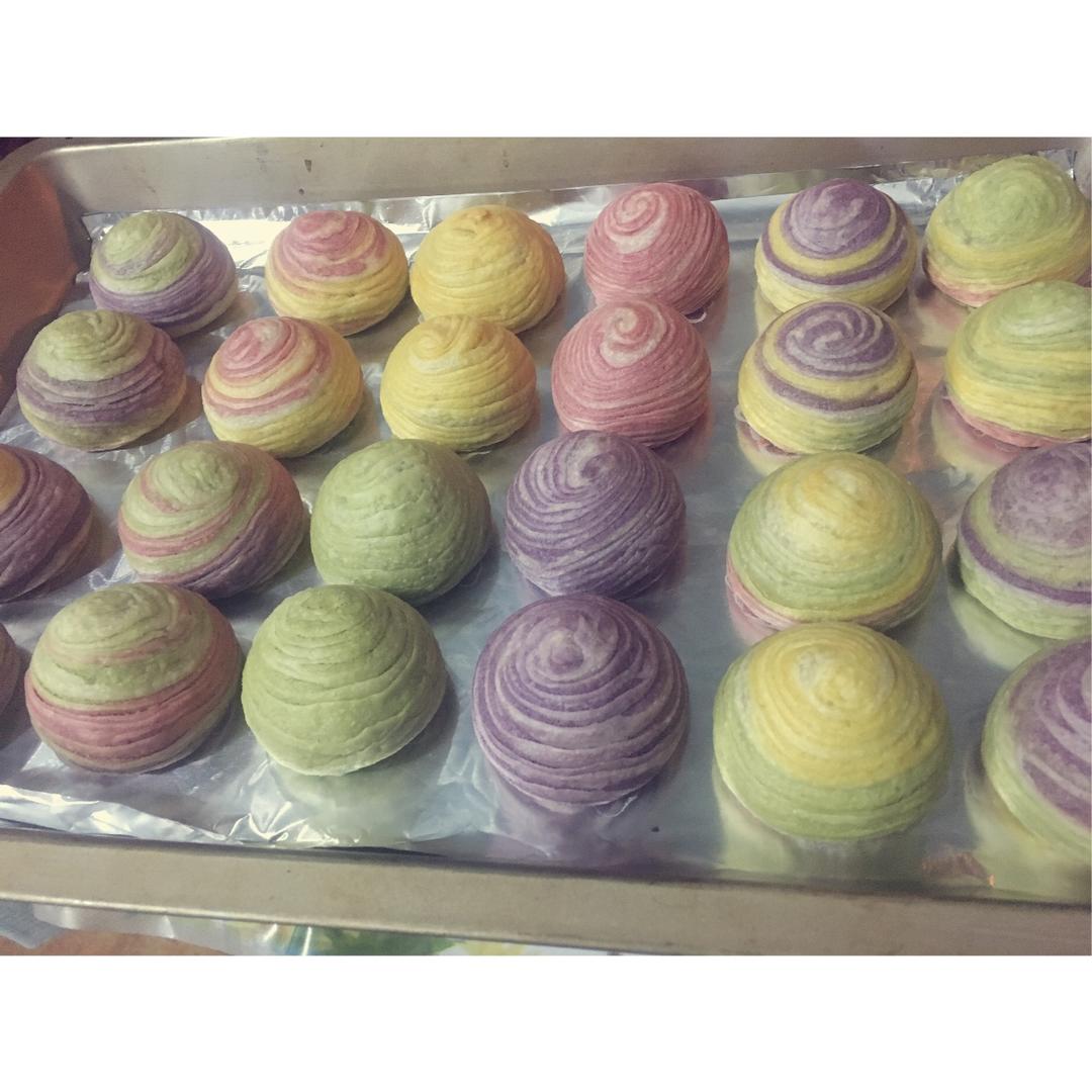 彩虹渐变蛋黄酥（无需揉出膜）