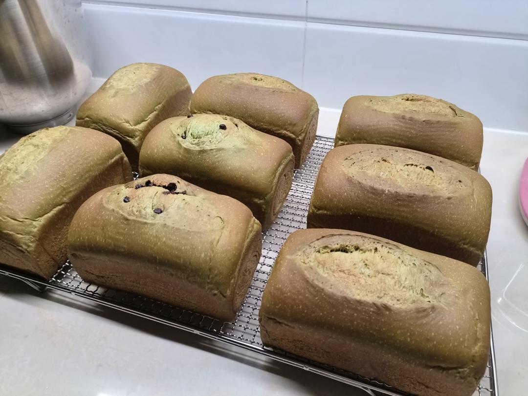 抹茶椰乳小吐司