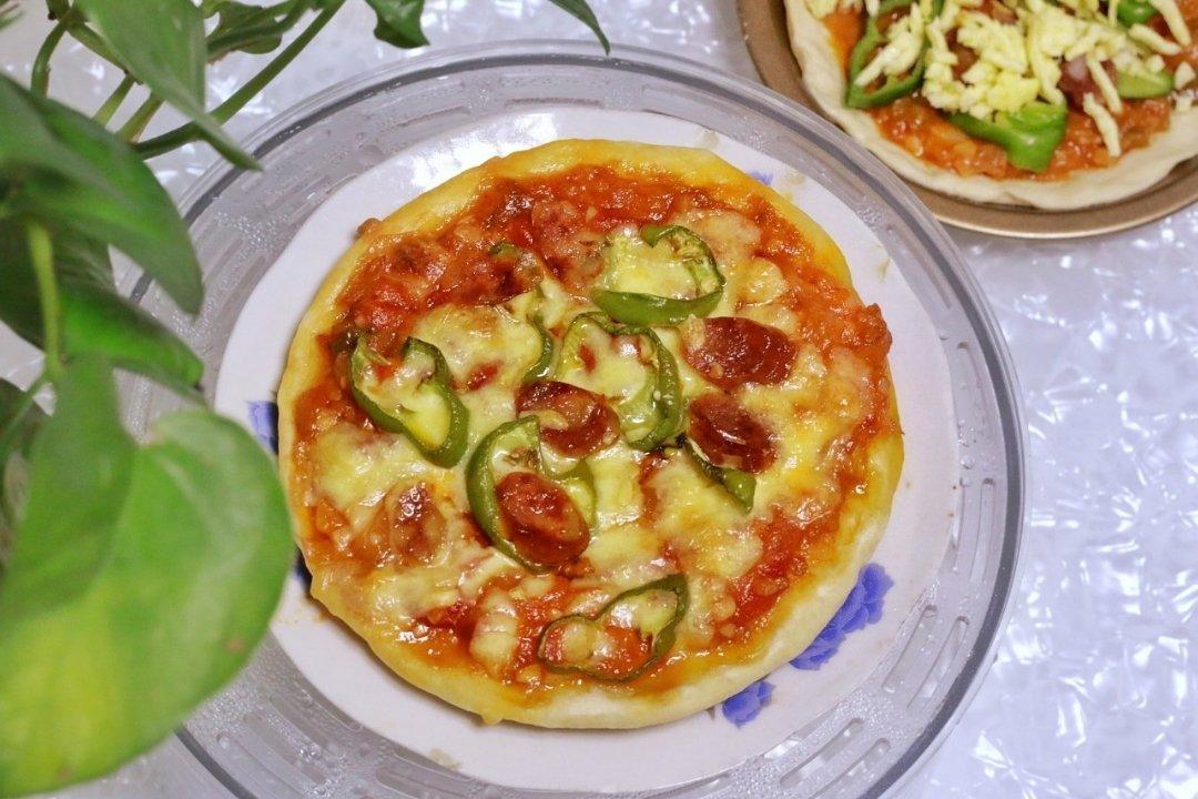 教你做意大利披萨的家庭做法，比意式古法窑烤披萨还好吃！一学就会！