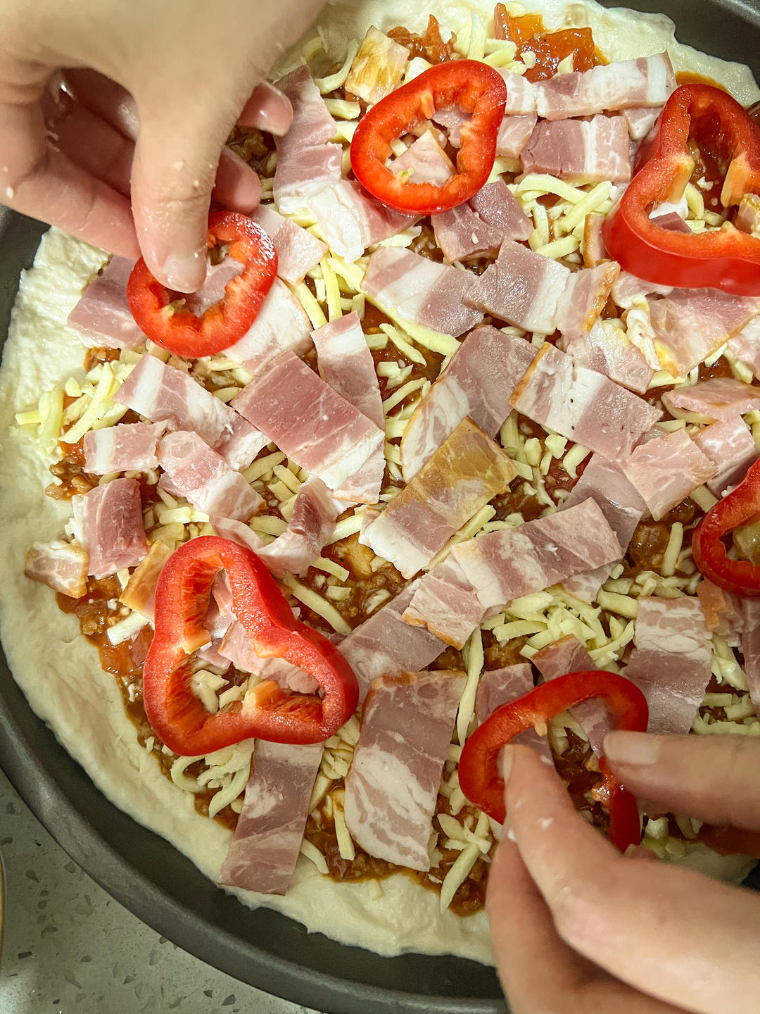 蘑菇火腿心花边比萨