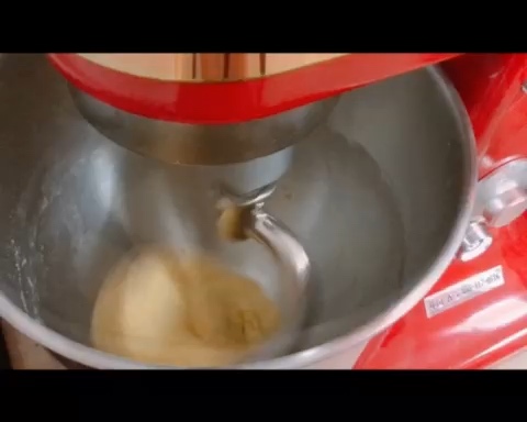 南瓜🎃奶酥面包的做法 步骤3