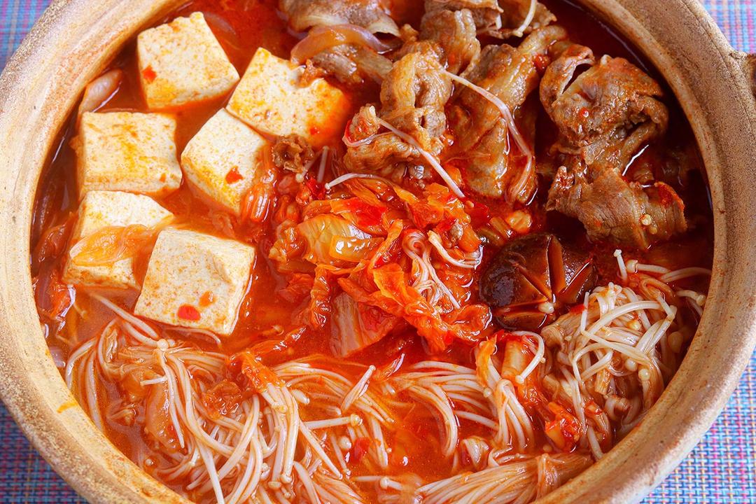 辣白菜汤的做法