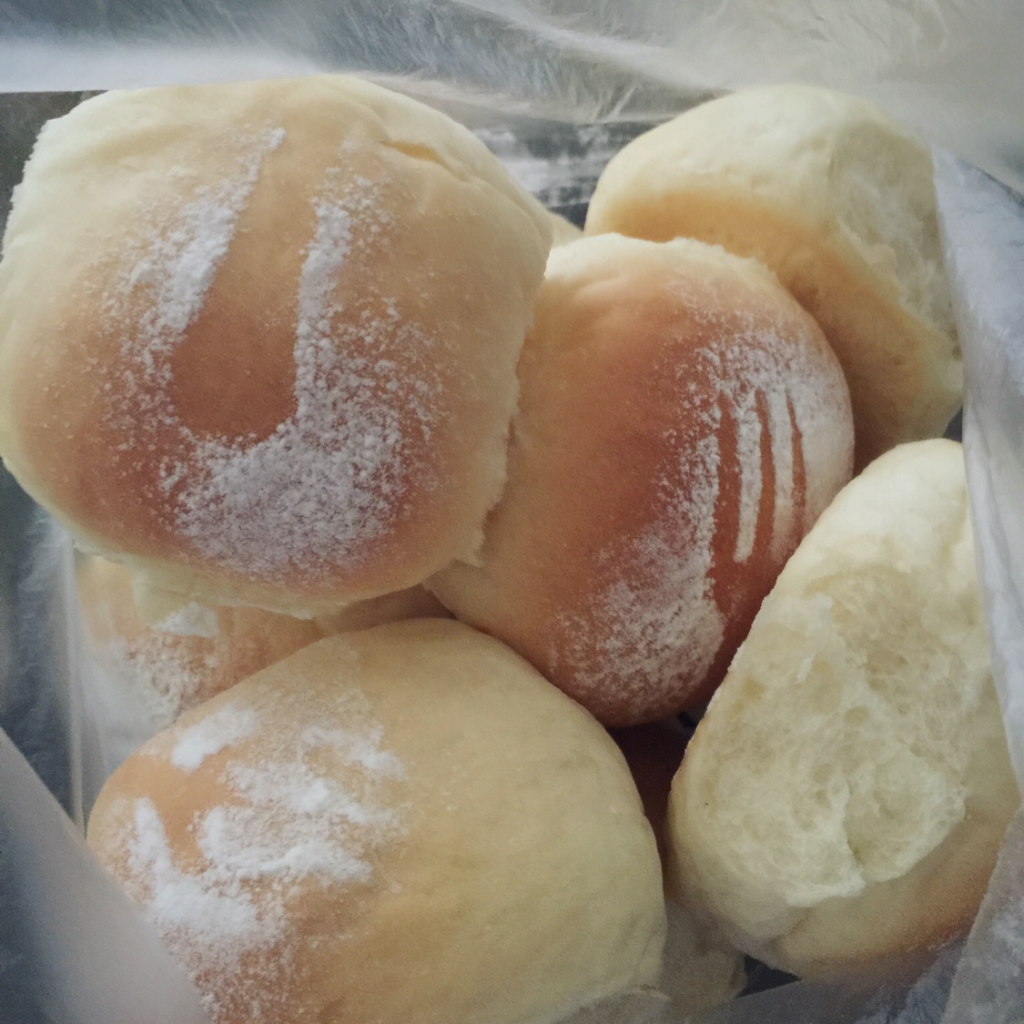 酸奶蜜红豆餐包
