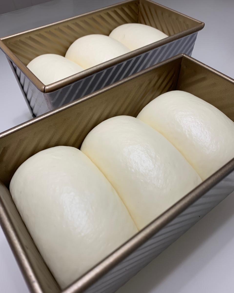 适合冬天制作的 100%中种嫩白牛奶吐司
