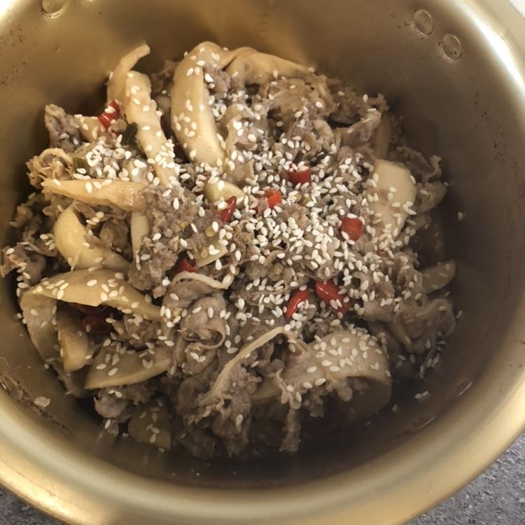 酸汤肥牛